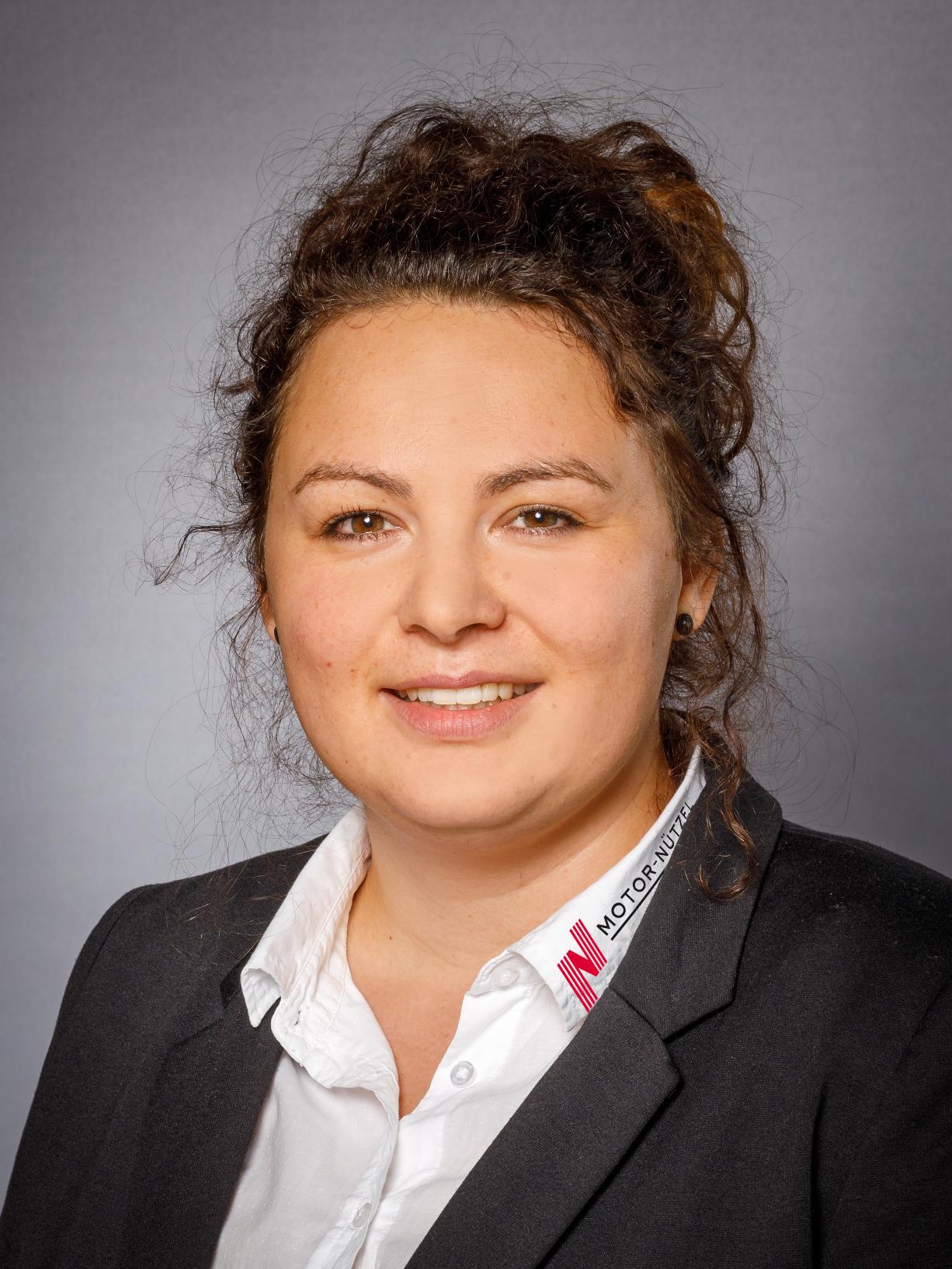 Anja Retzer