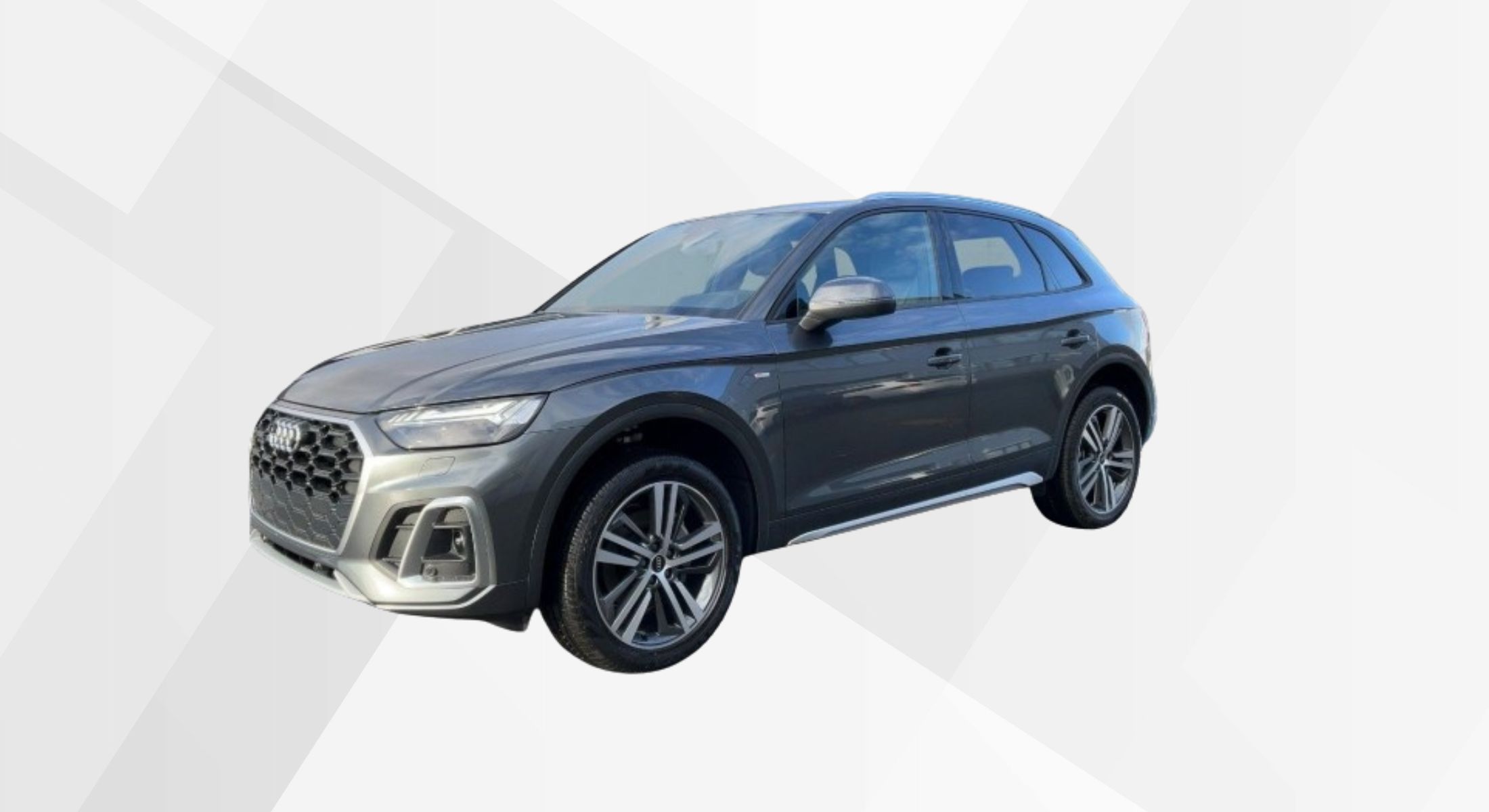 Der Audi Q5 in der Farbe Daytonagrau Perleffekt.