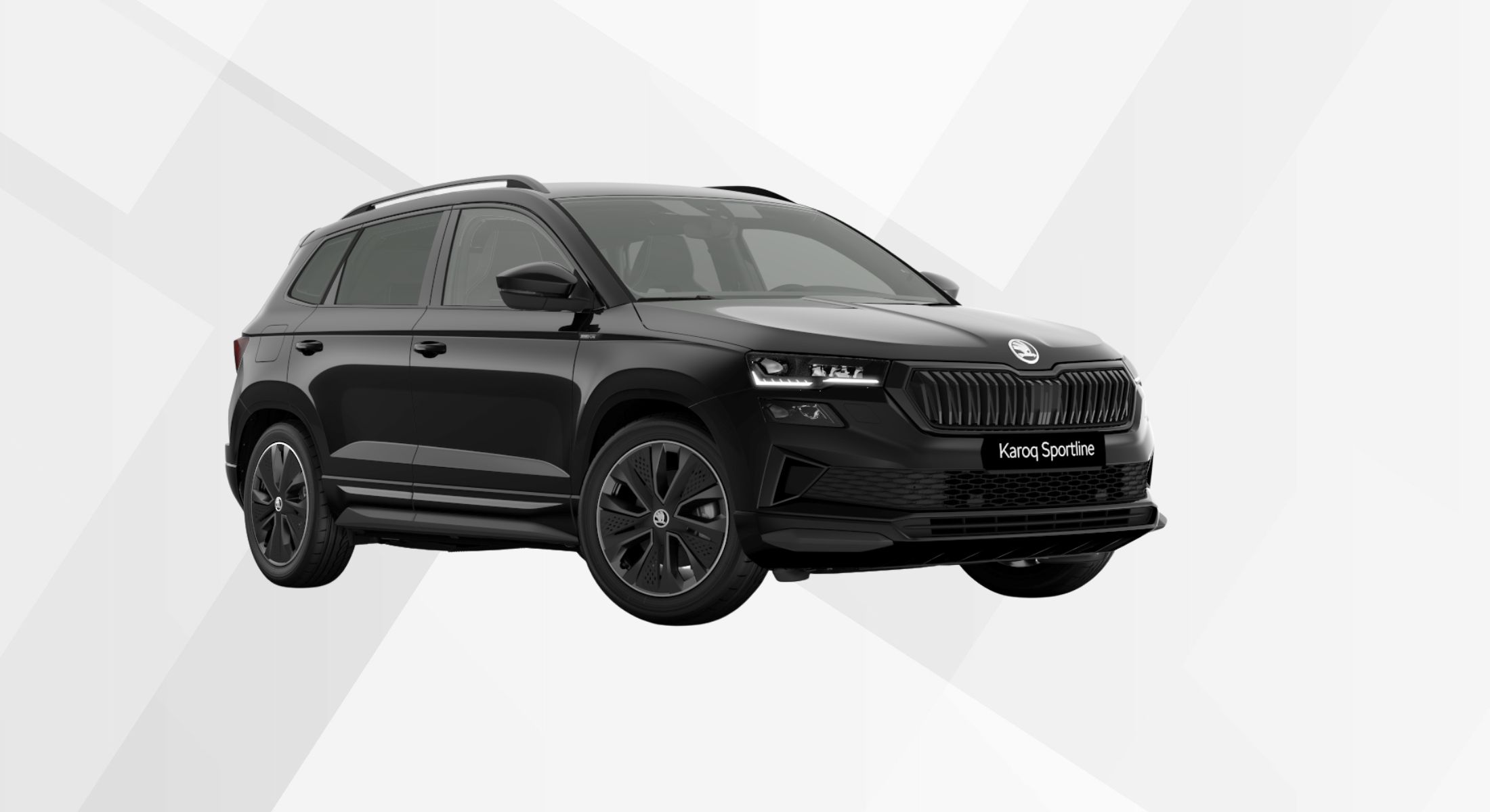 Der Skoda Karoq Sportline in der Farbe Black-Magic Perleffekt