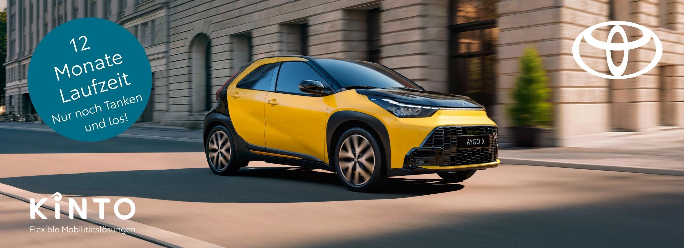 toyota yaris cross business edition in mintgrün