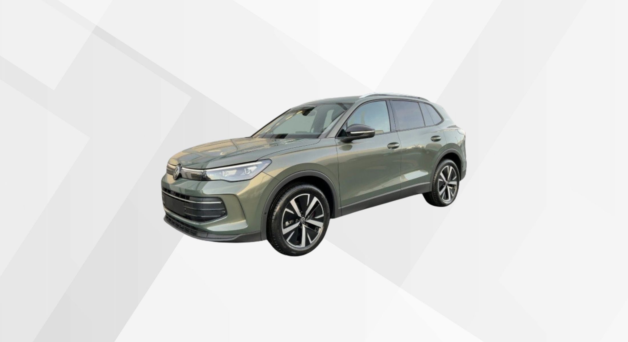 Der VW Tiguan Goal in der Farbe Cipressino-Grün Metallic.