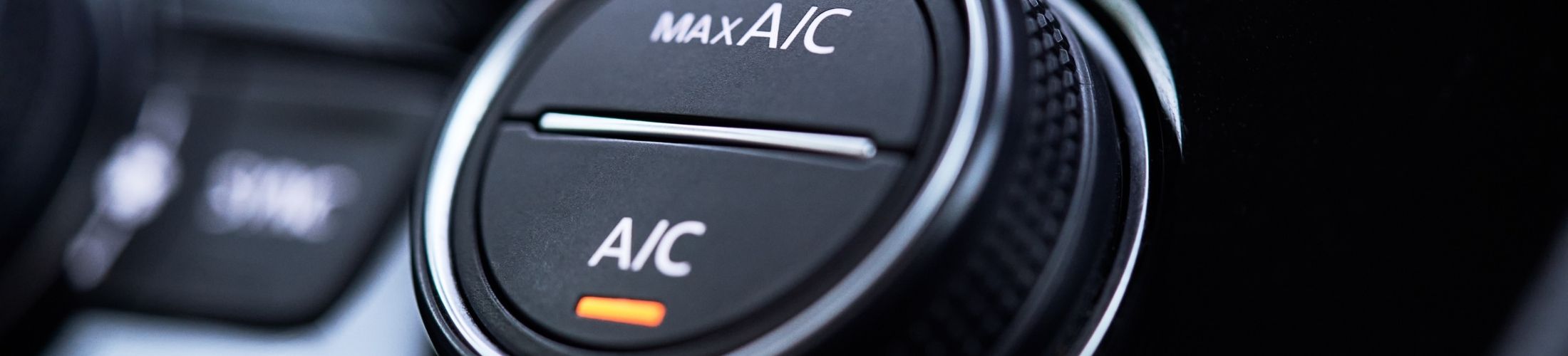 Kn&ouml;pfe einer Klimaanlage im Auto
