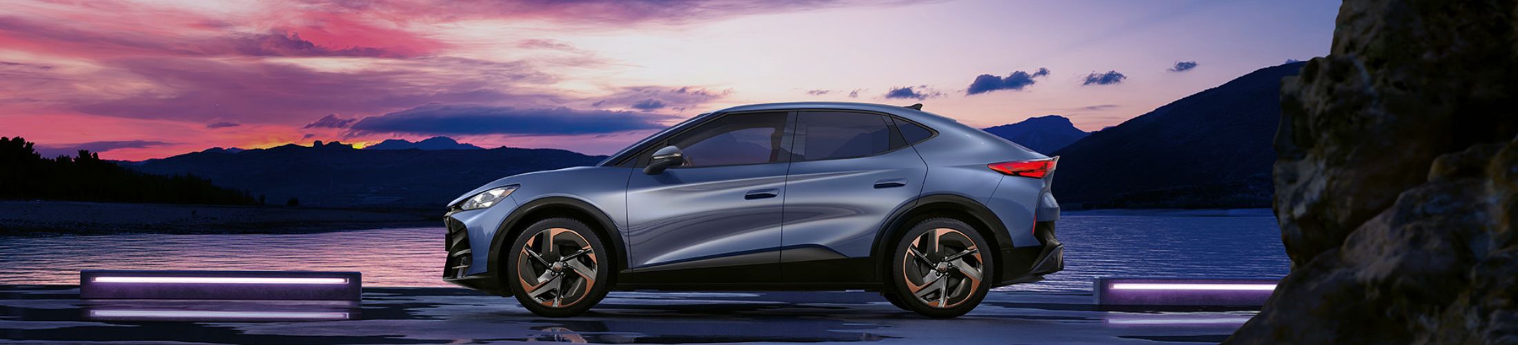Seitenprofil eines Cupra Tavascan