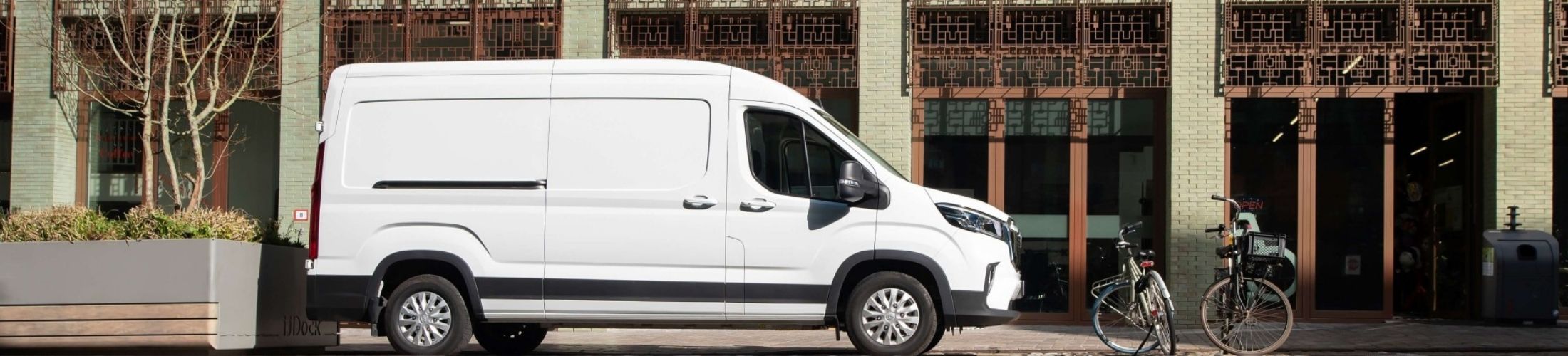 Seitenansicht eines Maxus Deliver 9