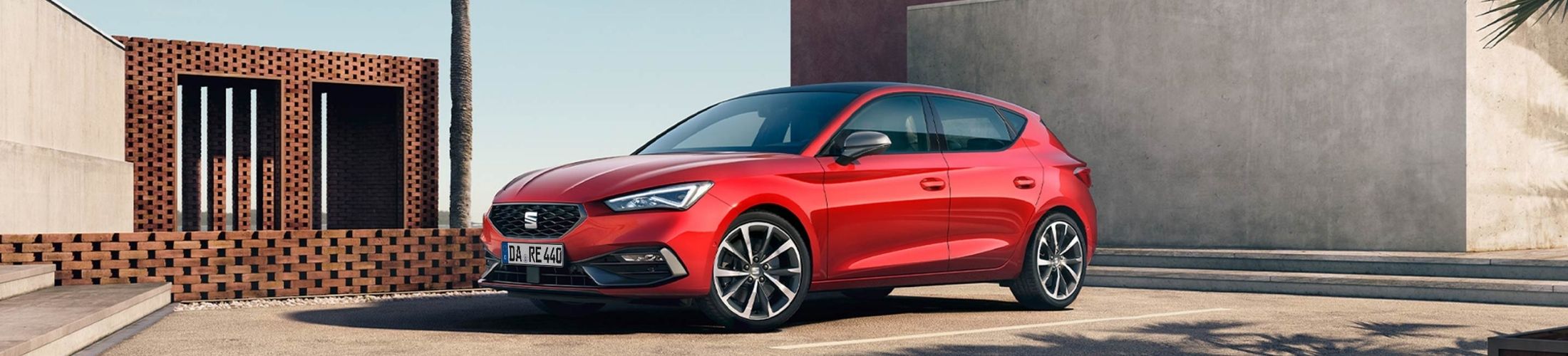 Seitenansicht eines Seat Leon